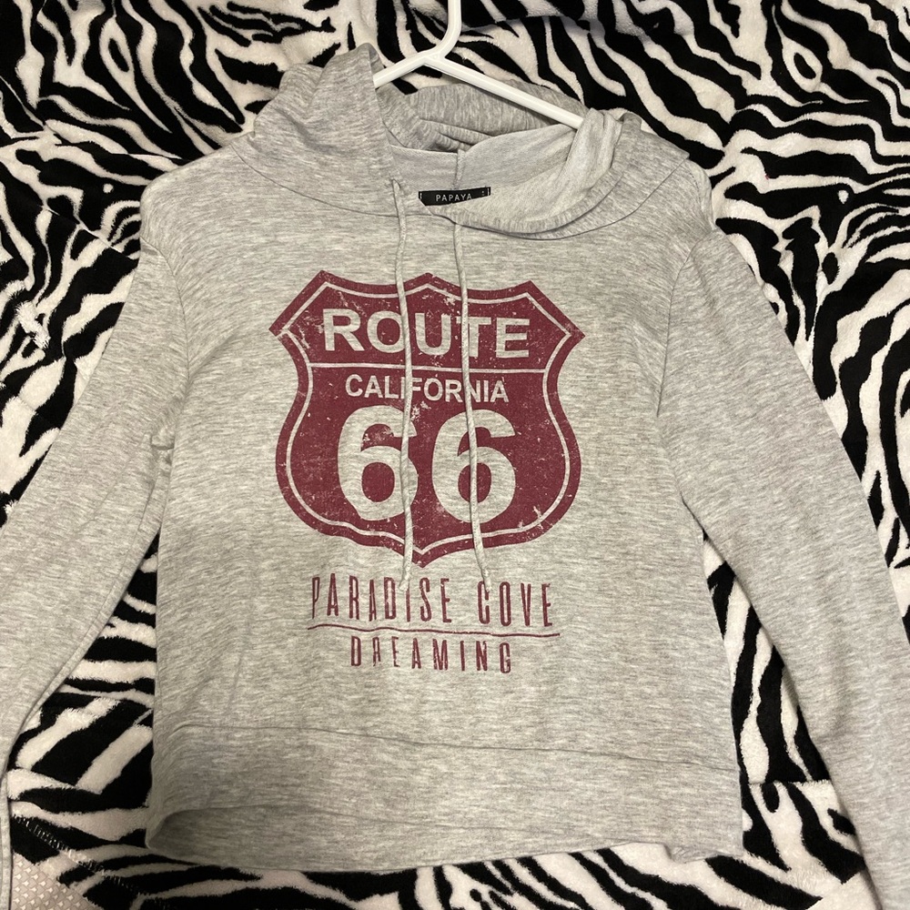 Sweatshirt